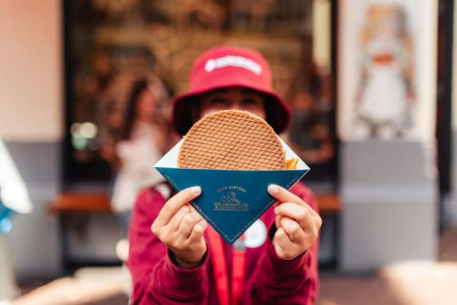 Amsterdam: Guided Cultural Food Tour in German or English - Why food is a smart way to meet Amsterdam