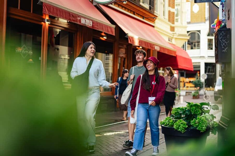 Amsterdam: Guided Cultural Food Tour in German or English - Language, group size, and guide style