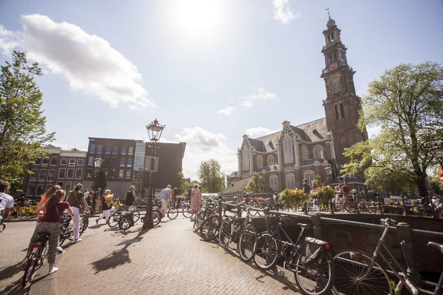 Amsterdam: Hidden Gems & Highlights Guided Bike Tour - Key points to know before you book
