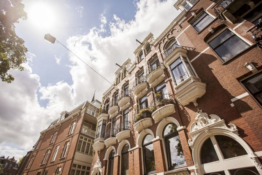 Amsterdam: Hidden Gems & Highlights Guided Bike Tour - Cruising through Vondelpark