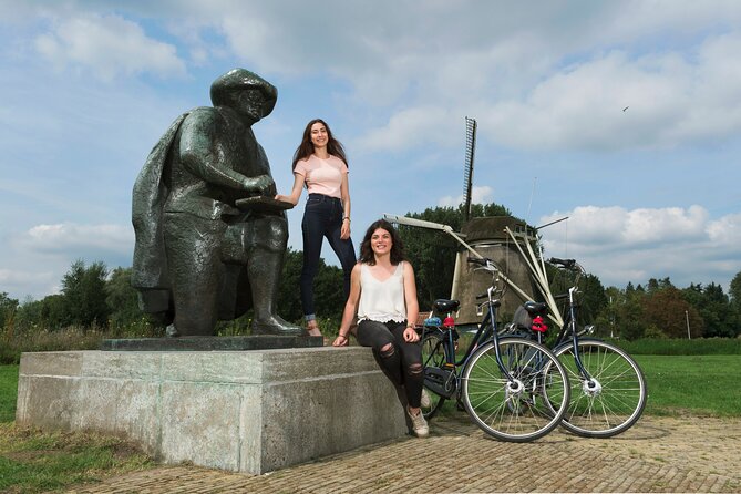 Amsterdam Highlights Bike Tour - Guided in EN/ES/DE/NL - A ride through Vondelpark