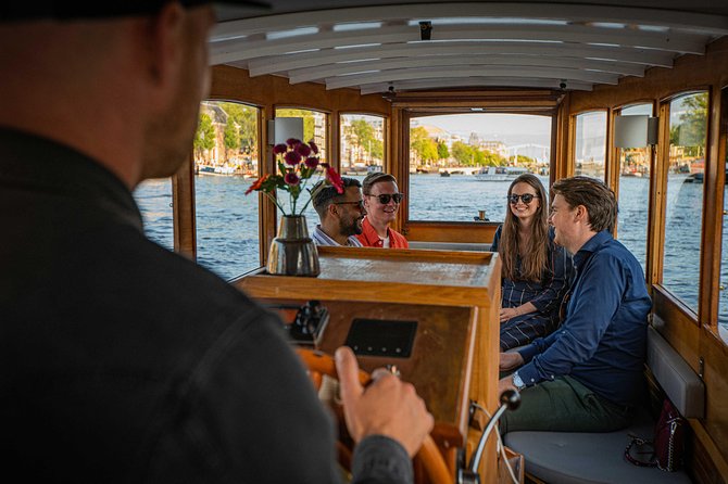 Amsterdam Highlights Canal Cruise with a Drink - Why Seeing Amsterdam by Private Boat Matters