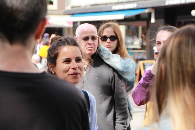 Amsterdam Highlights Small-Group Walking Tour - Dam Square and the finish line