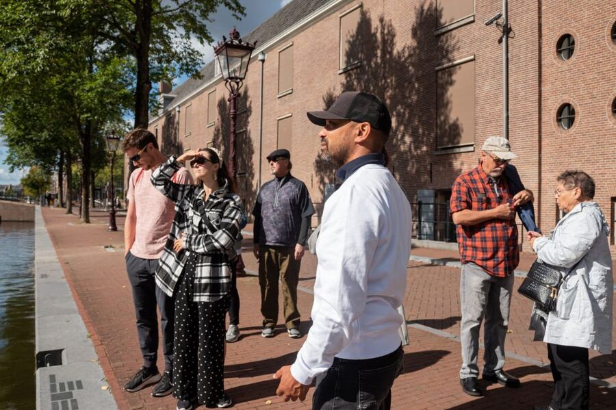Amsterdam: Jewish Quarter and History Guided Tour - The Auschwitz Monument and the weight of memory