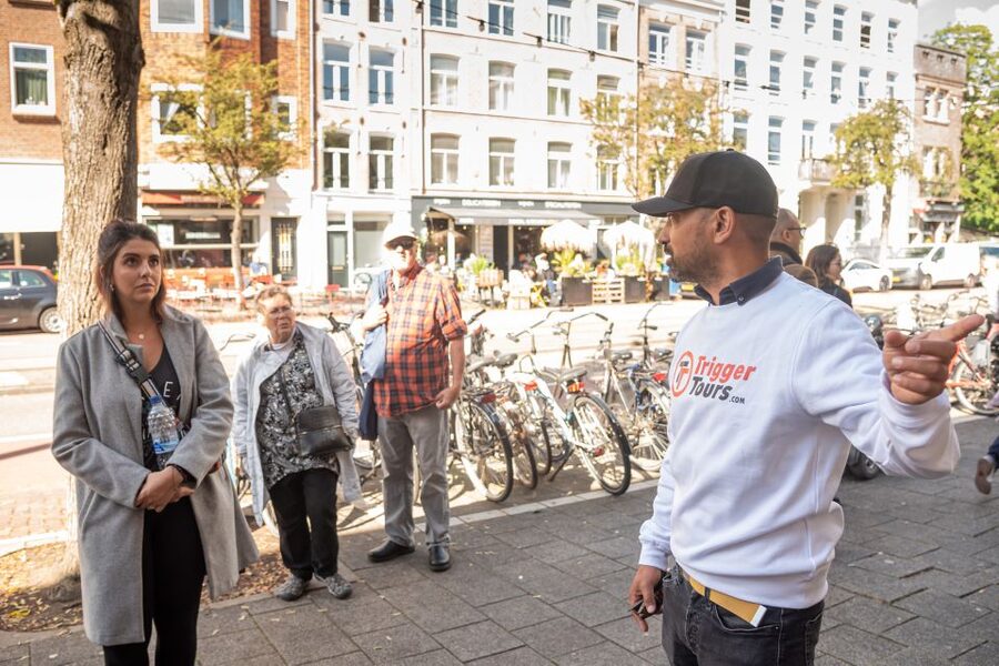 Amsterdam: Jewish Quarter and History Guided Tour - Starting beside the Amstel River