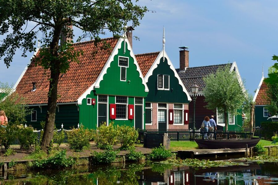 Amsterdam: Keukenhof and Zaanse Schans Live Guided Day Tour - Why Keukenhof deserves the first word