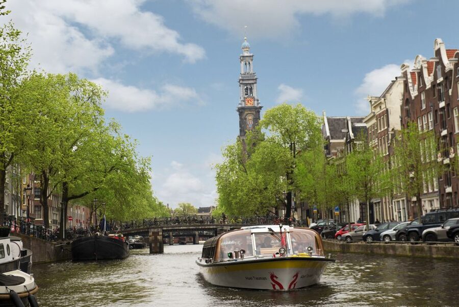 Amsterdam: Keukenhof and Zaanse Schans Live Guided Day Tour - Is $71 good value?