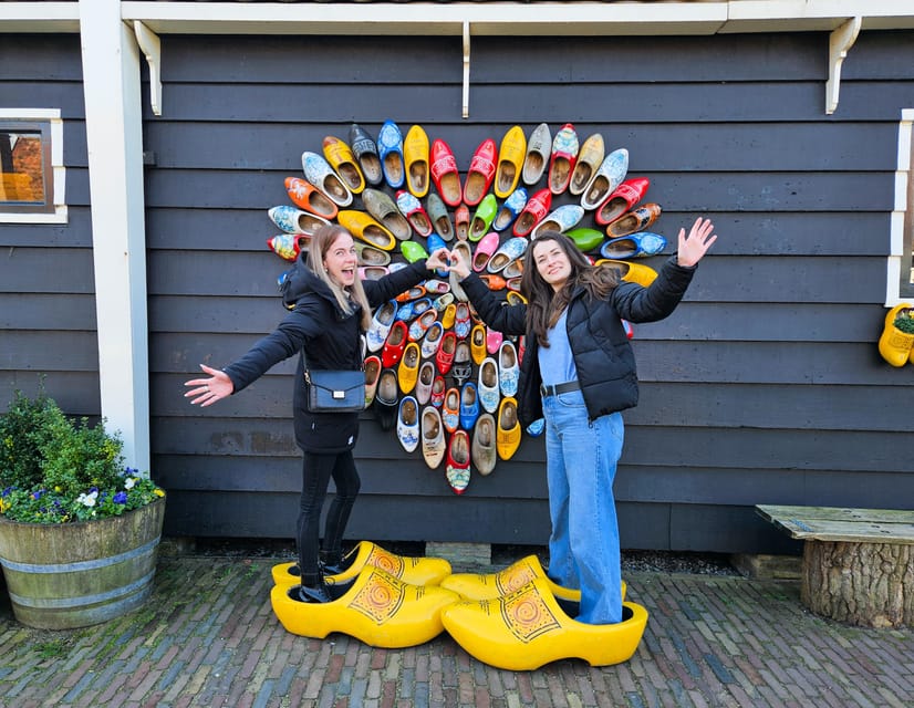 Amsterdam: Keukenhof and Zaanse Schans Live Guided Day Tour - Making the most of three and a half hours