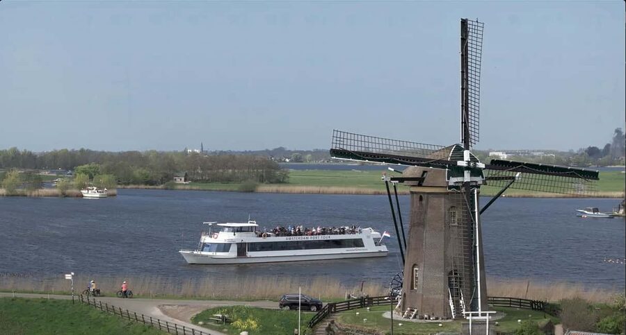 Amsterdam: Keukenhof, Tulip Farm Full-Day Tour with Cruise - Leaving Amsterdam from This is Holland