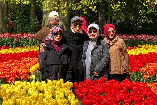 Amsterdam: Keukenhof Tulip Gardens and Giethoorn with Boat Tour - Tulip fields and the ride north
