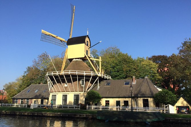 Amsterdam Landscape Windmill Private Bike Tour - Quiet paths, flat riding, and a gentle pace