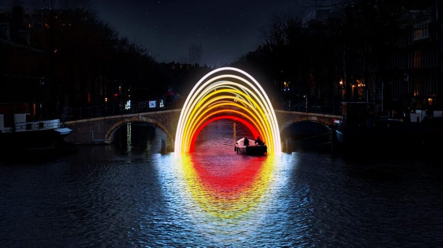 Amsterdam: Light Festival Boat Tour with Warm Drinks - The art is better with context