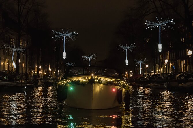 Amsterdam Light Festival: Canal Cruise + Snack & Unlimited Drinks - What the 75-minute route is really like