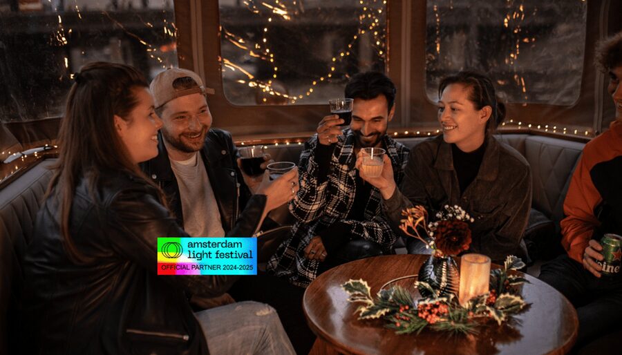 Amsterdam: Light Festival Cruise With Drinks & Snacks - Starting beside Amsterdam Central Station