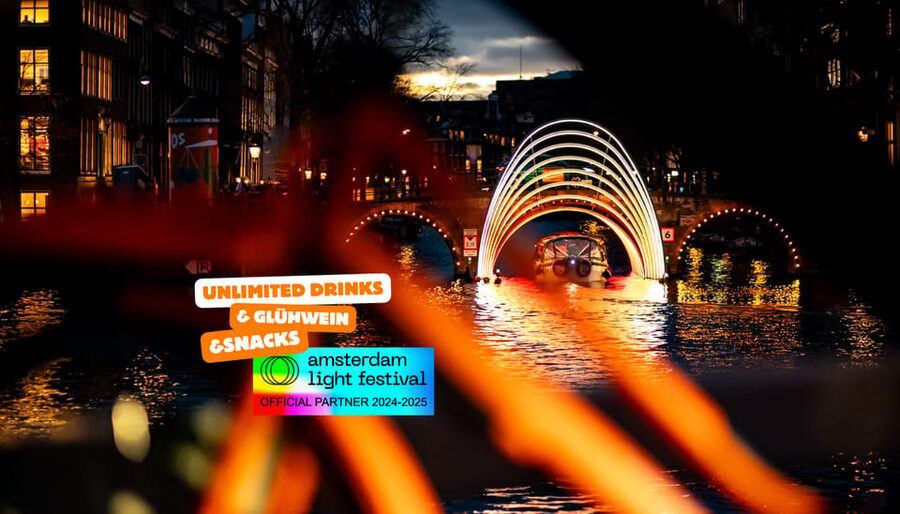 Amsterdam: Light Festival Cruise With Drinks & Snacks - The festival setting and Amsterdam’s 750th anniversary