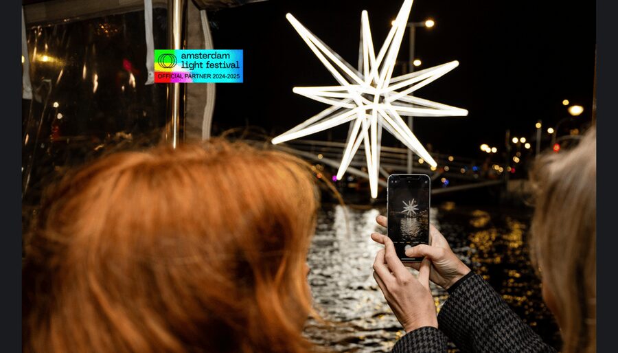 Amsterdam: Light Festival Cruise With Drinks & Snacks - Drinks, snacks, and the real value of the $31 price