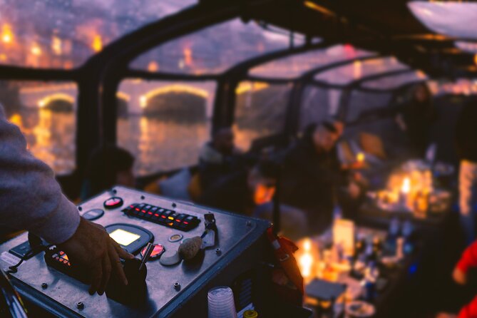 Amsterdam: Light Festival Cruise with Unlimited Drinks Option - The Amstel River gives the ride its sense of space