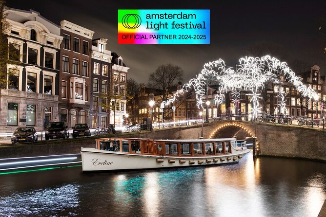 Amsterdam Light Festival: Heated Boat Cruise + Hot Drinks & Bite - Covered Boat Comfort, With a Few Tradeoffs