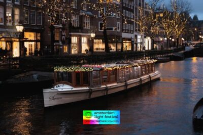 Amsterdam Light Festival: Heated Boat Cruise + Hot Drinks & Bite