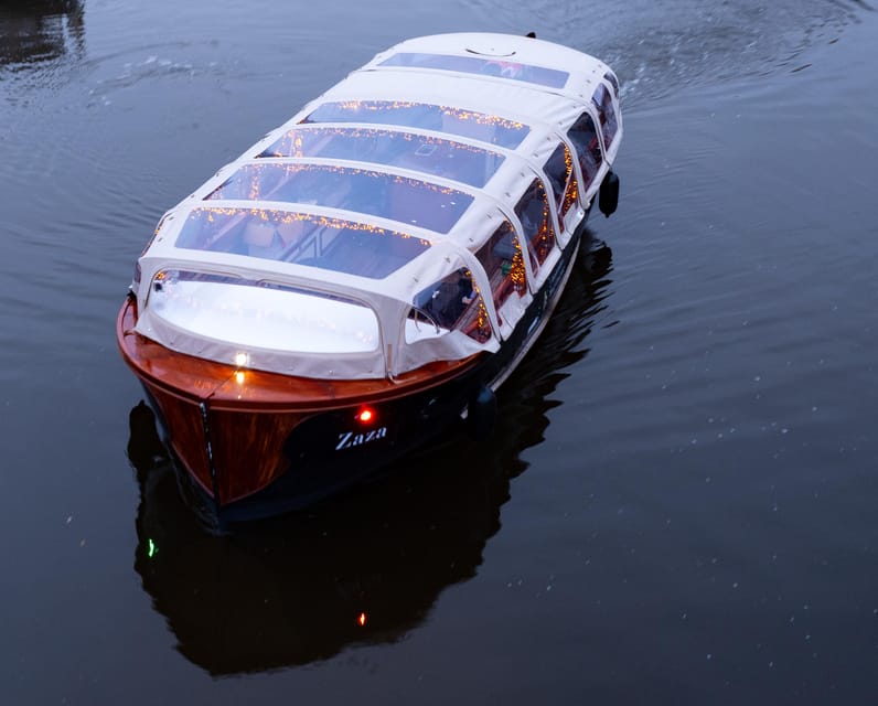 Amsterdam: Light Festival Heated Cruise & Unlimited Drinks! - Why this canal cruise works for the Light Festival