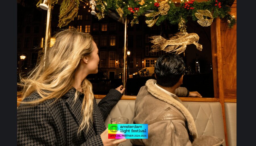 Amsterdam: Light Festival Heated Cruise w/ Drinks & Snacks - Is $31 good value for 75 minutes?