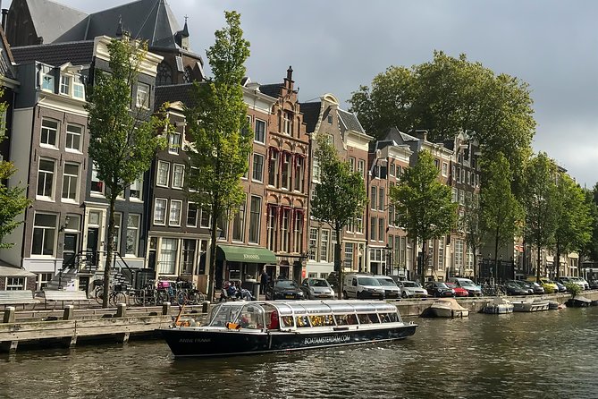 Amsterdam Live Guided Sightseeing Canal Cruise - From Hermitage Museum to Skinny Bridge