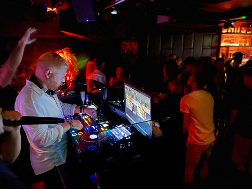 Amsterdam: Ludwig's Queer Pub Crawl with Club Entry - How the four-hour timing feels