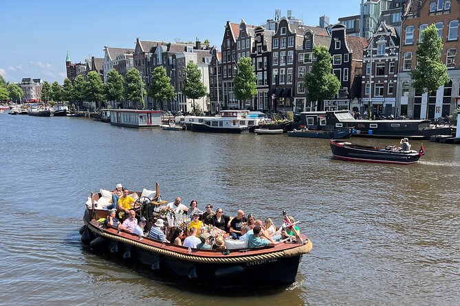 Amsterdam Luxury Boutique Boat tour with Unlimited Beer and Wine - Starting beside Oudezijds Voorburgwal 226