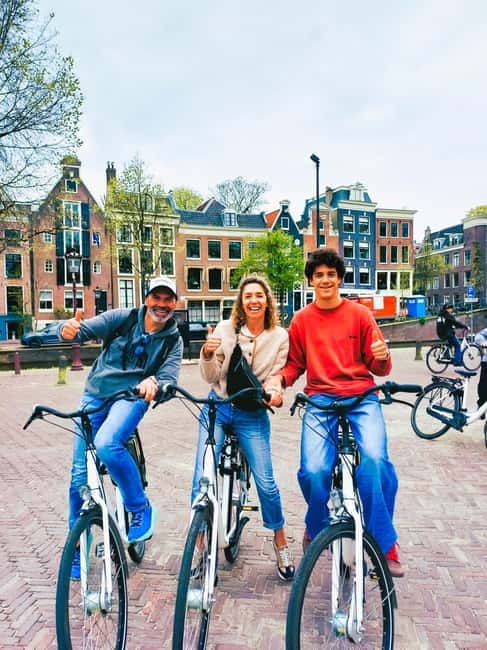 Amsterdam: Off the Beaten Path Bike Tour in French - What the $41 price includes