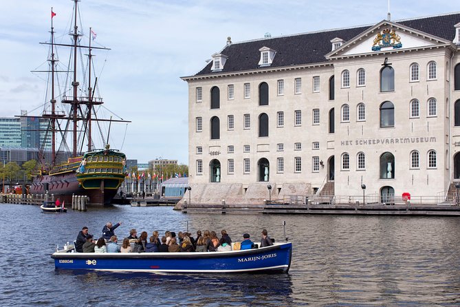 Amsterdam Open Boat Sightseeing Canal Cruise - Why an open boat changes the Amsterdam canal experience