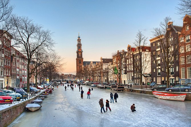 Amsterdam Photography Masterclass - Private Photography Lesson - Amsterdam’s Lieverdje and the first camera adjustments
