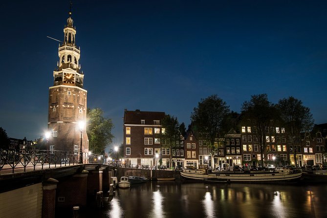 Amsterdam Photography Masterclass - Private Photography Lesson - The Rijksmuseum grounds in 20 minutes