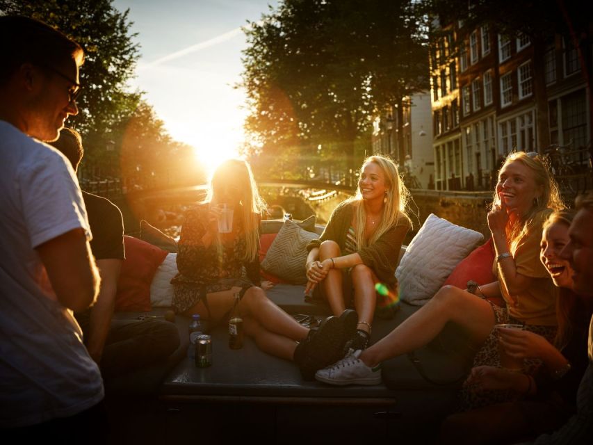 Amsterdam: Private BBQ Cruise with Personal Chef & Drinks - Vegetarian dining requires planning