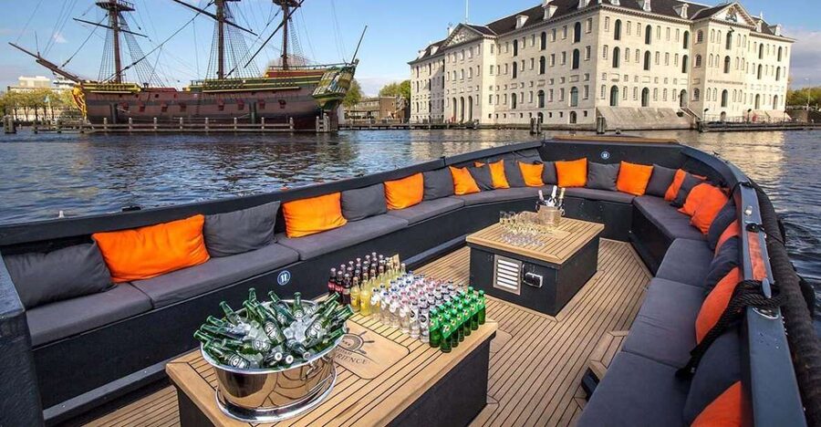 Amsterdam: Private Cruise with Drinks & Optional Snacks - Who should book this Amsterdam canal cruise?