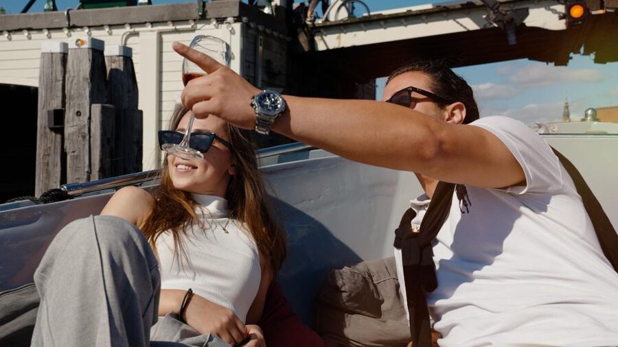 Amsterdam: Private Luxury Cruise with BBQ and Drinks - The Red Light District from the water