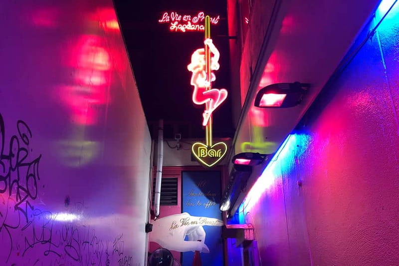 Amsterdam: Red Light District Tour - Why this neighborhood needs context