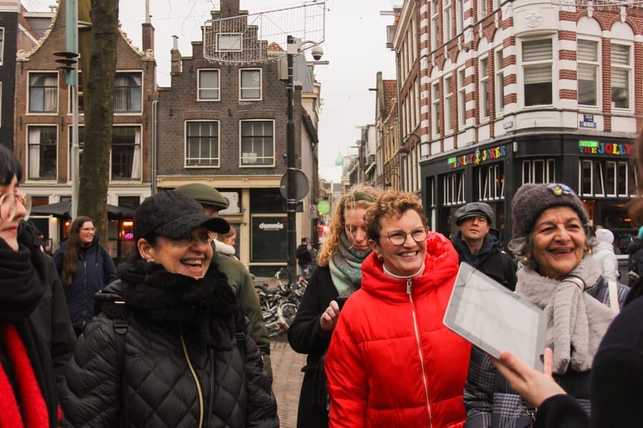 Amsterdam: Red Light District Tour - Warmoesstraat and the edge of De Wallen