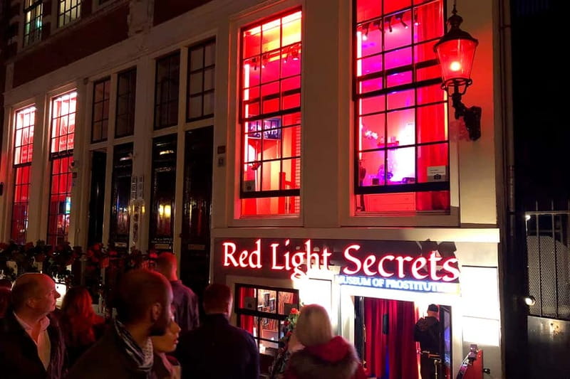 Amsterdam: Red Light District Tour - Starting near Prins Hendrikkade