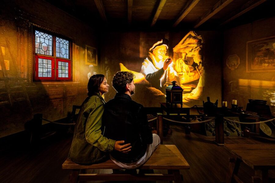 Amsterdam: Rembrandts Immersive Experience Admission Ticket - Who will enjoy this most?