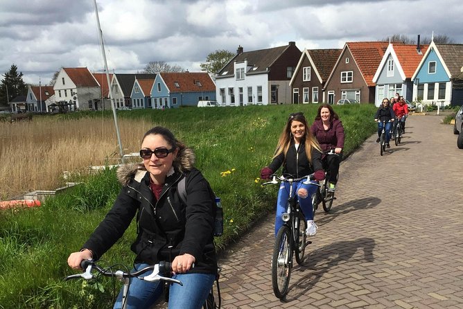 Amsterdam's Countryside Half-Day Bike Tour in Small Group - Why the small group makes a difference