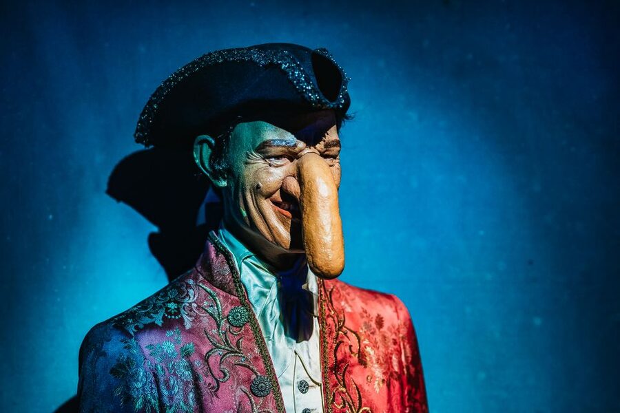 Amsterdam's Weirdest Museum: Believe It or Not! - Robert Ripley and the idea behind the collection
