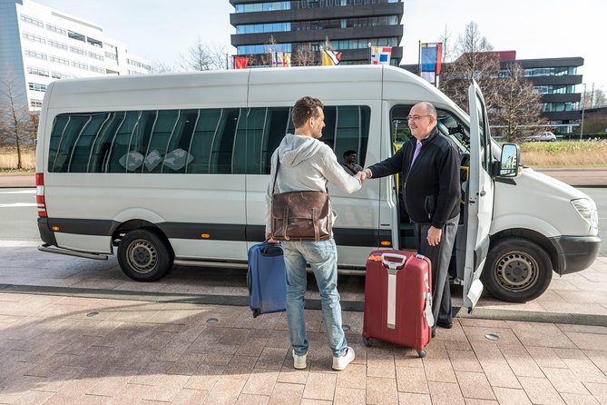 Amsterdam Schiphol Airport (AMS) Departure transfer from Amsterdam City - What the vehicle and driver service are like