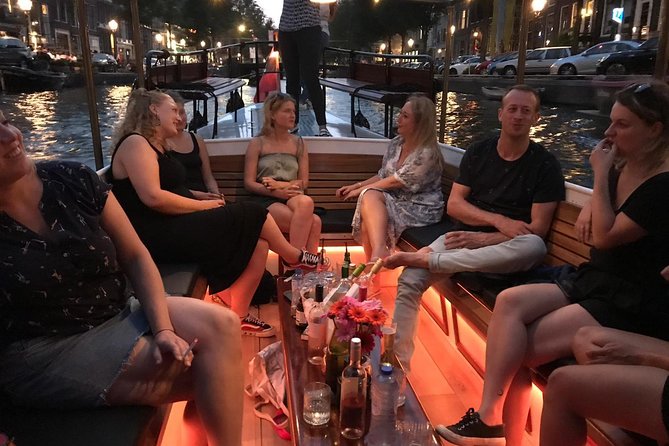 Amsterdam Small-Group Canal Cruise With Dutch Snacks and Drink - Meeting Captain Sebi at Keizersgracht 198