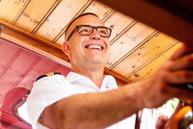 Amsterdam Small-Group Canal Cruise With Dutch Snacks and Drink - The maritime district and NEMO Science Museum