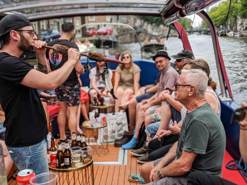 Amsterdam: Smoke and Lounge City Boat Cruise - Who will enjoy this Amsterdam canal cruise?