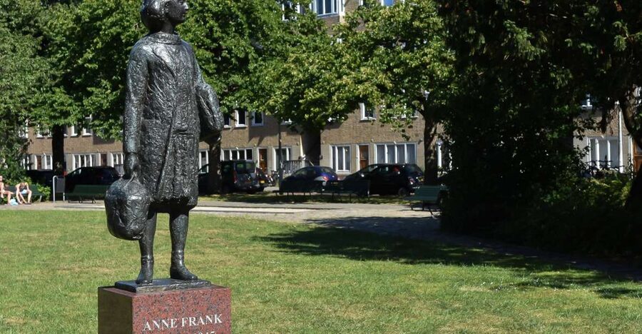 Amsterdam: The Life of Anne Frank Walking Tour - Anne Frank before the Secret Annex