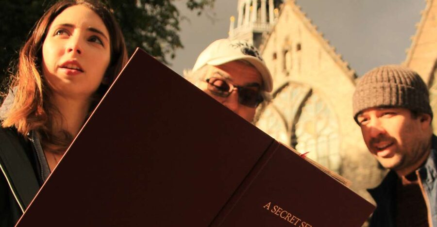 Amsterdam: Treasure Hunt Walking Tour "A Secret Sender" - Oude Kerk and the city’s older layers