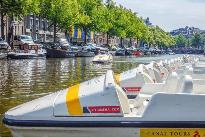 Amsterdam: Unique Pedal Boat Experience in the Canals - Getting used to the pedal boat