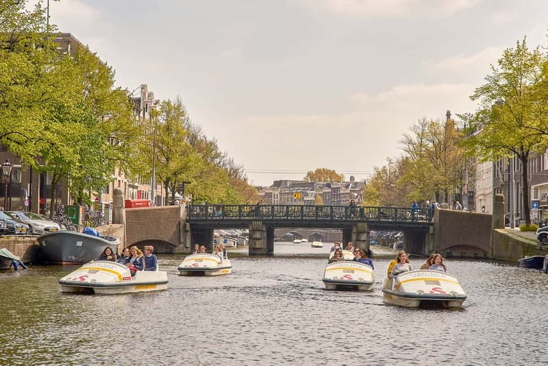 Amsterdam: Unique Pedal Boat Experience in the Canals - Why the self-guided format works