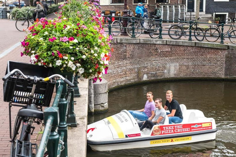 Amsterdam: Unique Pedal Boat Experience in the Canals - Choosing your route through the canals